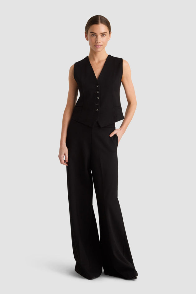Courtney Vest Black