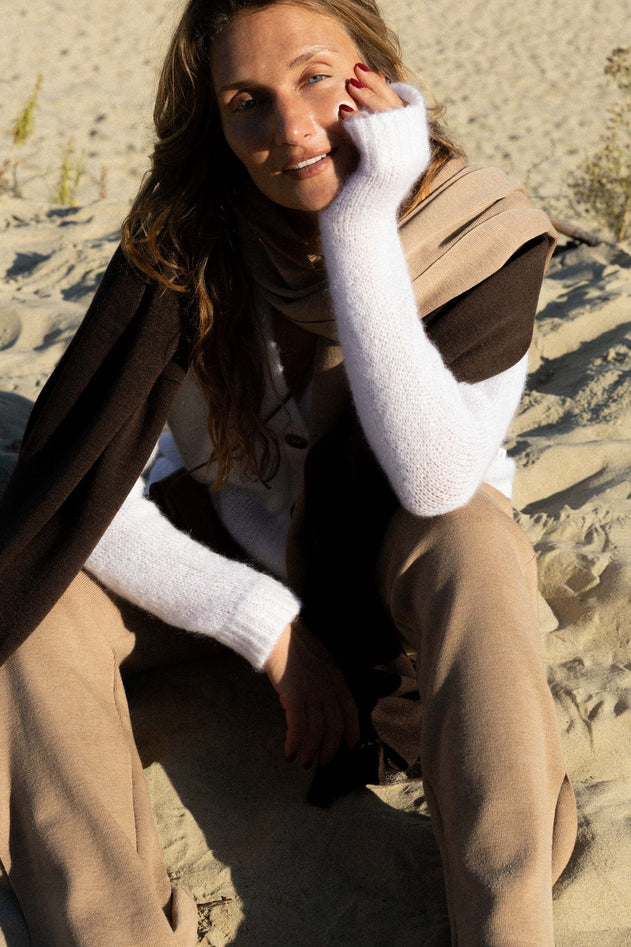Via Merino Wool Scarf & Gloves Set Beige