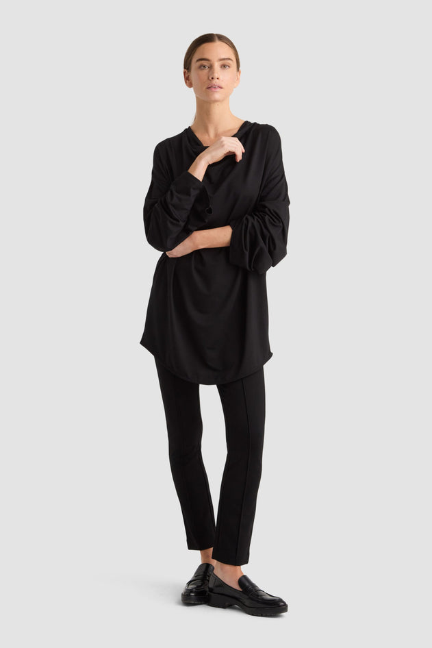 Gennova Top Black
