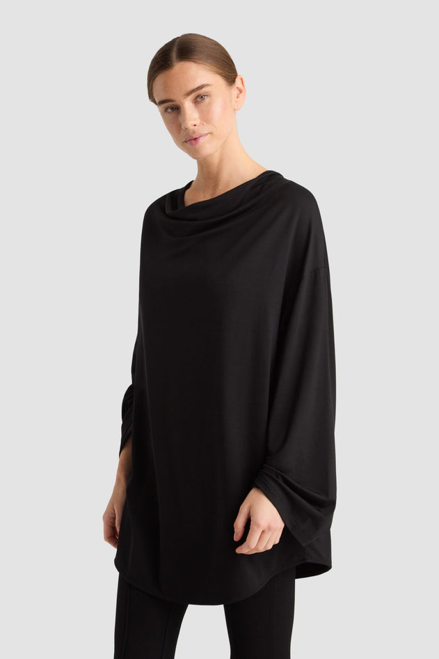 Gennova Top Black