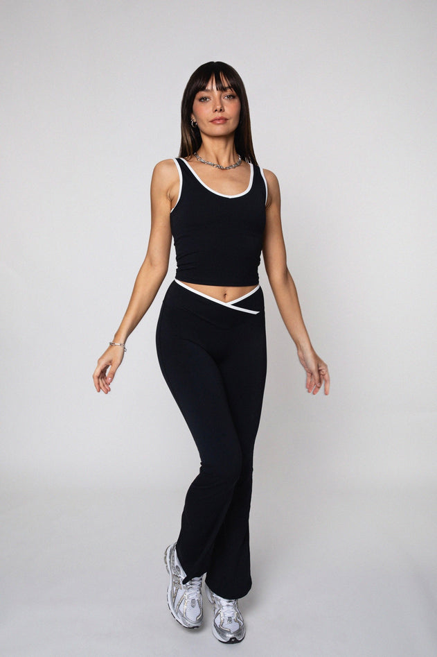 Ace Flare Pants Black