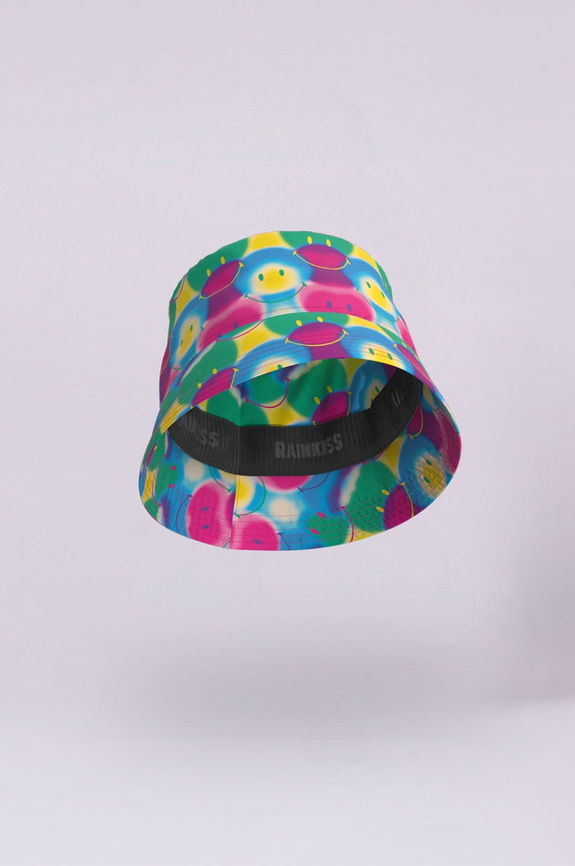 Rainbow Art x Smiley Bucket Hat
