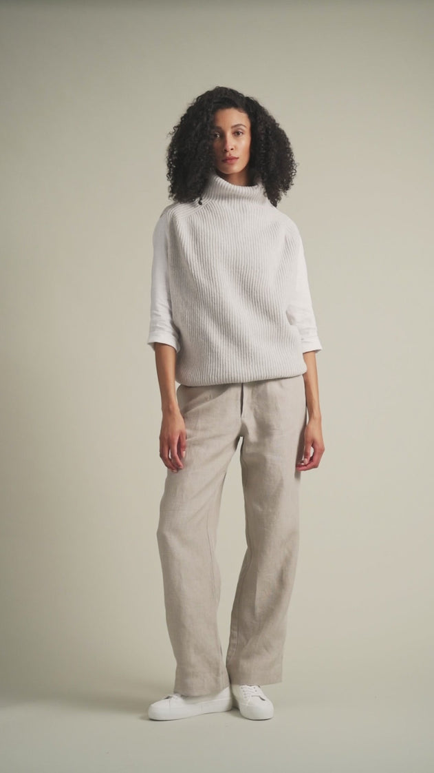 Utö Merino Collar Vest Swan White