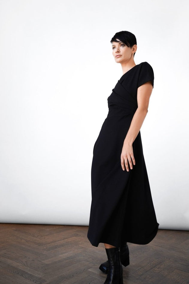 Anis Dress Black - IVALO.COM