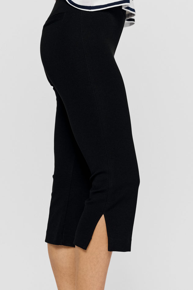 Capri Pants Black