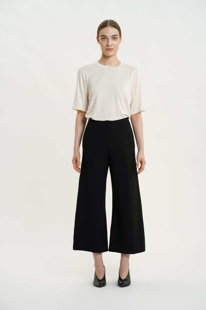 Lottie Wide Pants Black - RESIDUS - IVALO.COM