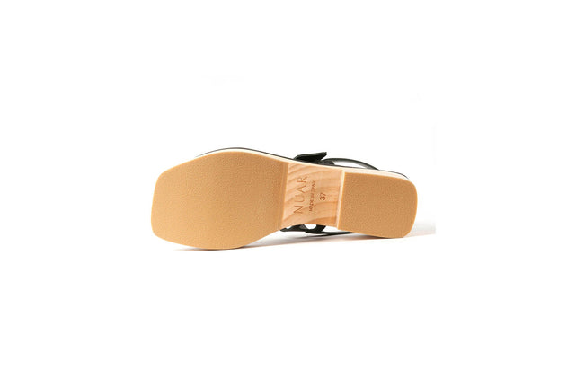 Full Moon Wedge Sandal Black