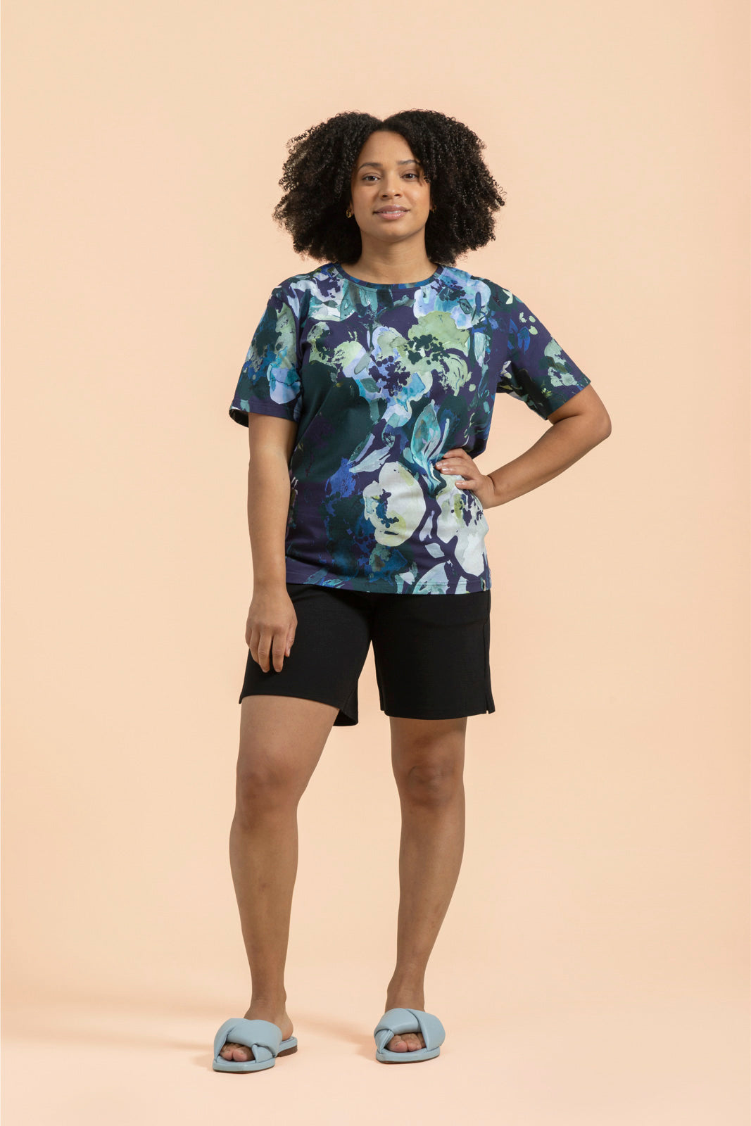 T-Shirt Blue Anemone