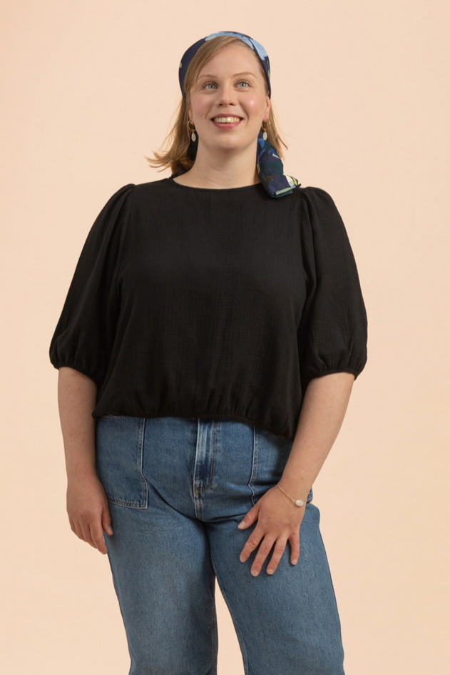 Cropped Blouse Black