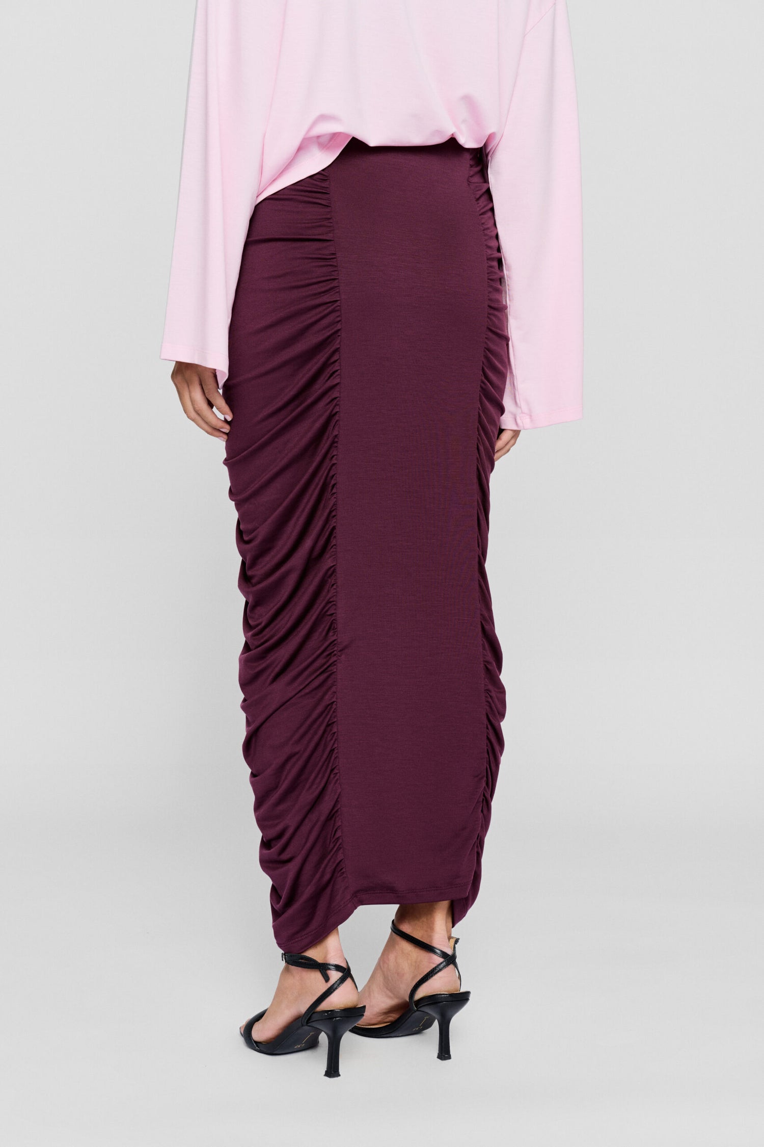 Me Skirt Wine Red - IVALO.COM
