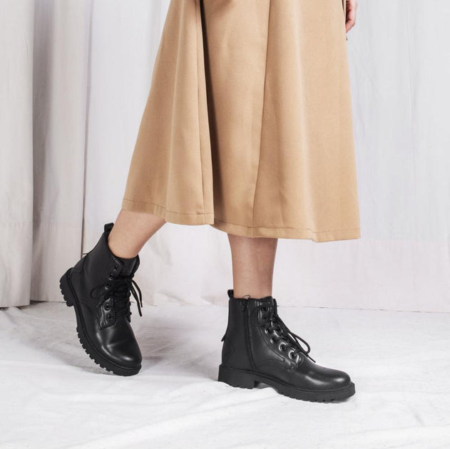 Unisex Marca Boots Black