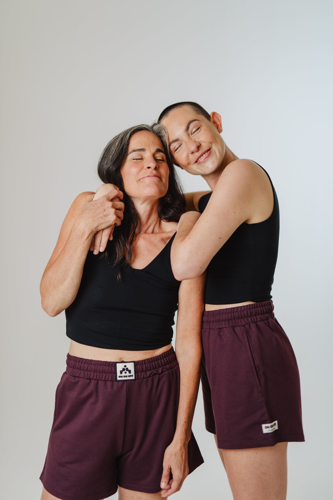 Front Label Relaxed Fit Tech Shorts Violet Black