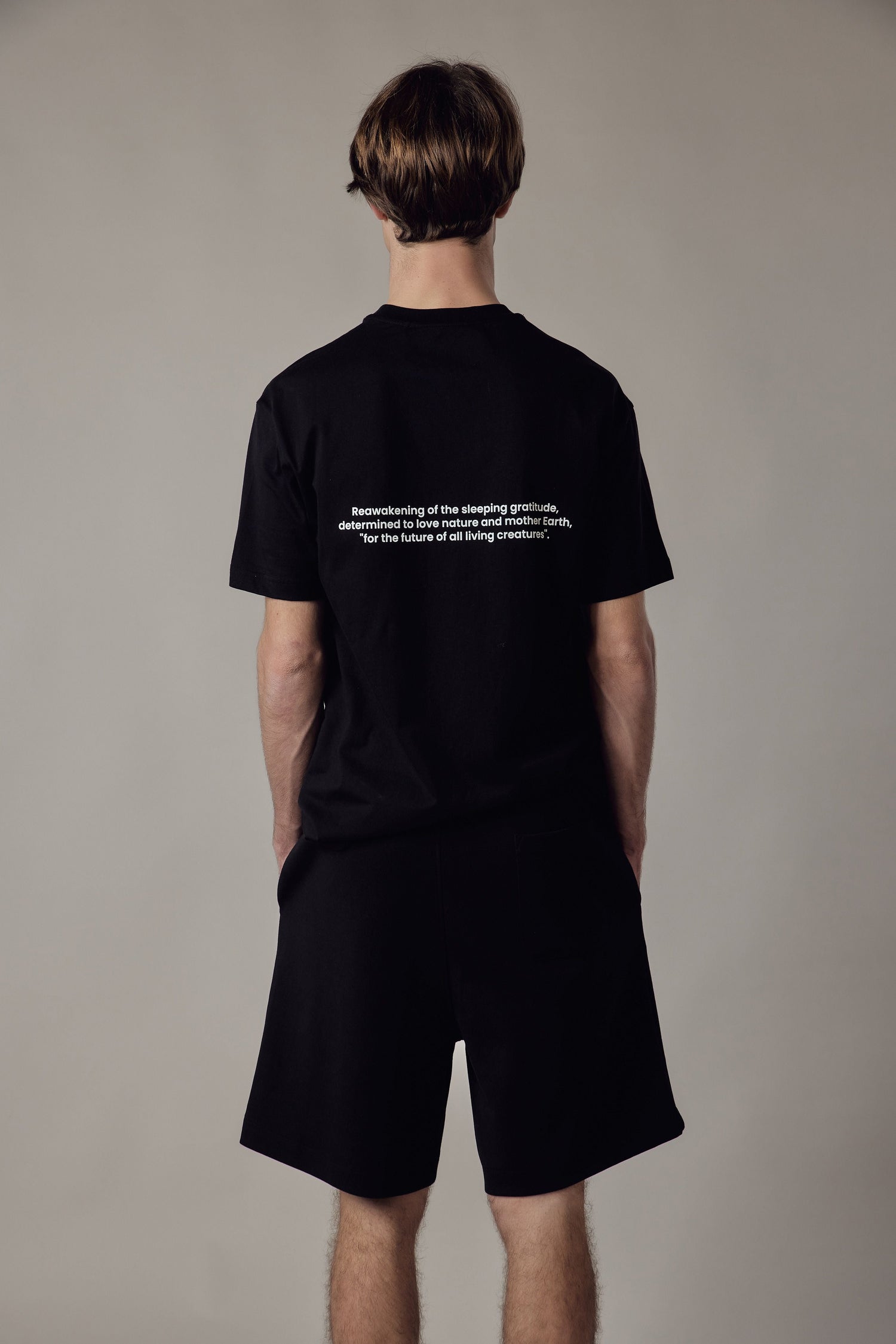 Pantaloncino Loose Fit Interlock-kuosissa