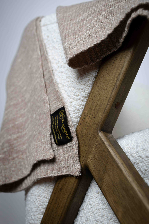 The Hemp & Wool Scarf Beige