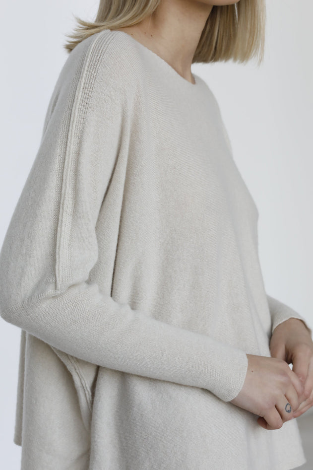 Margot Neulepaita Beige