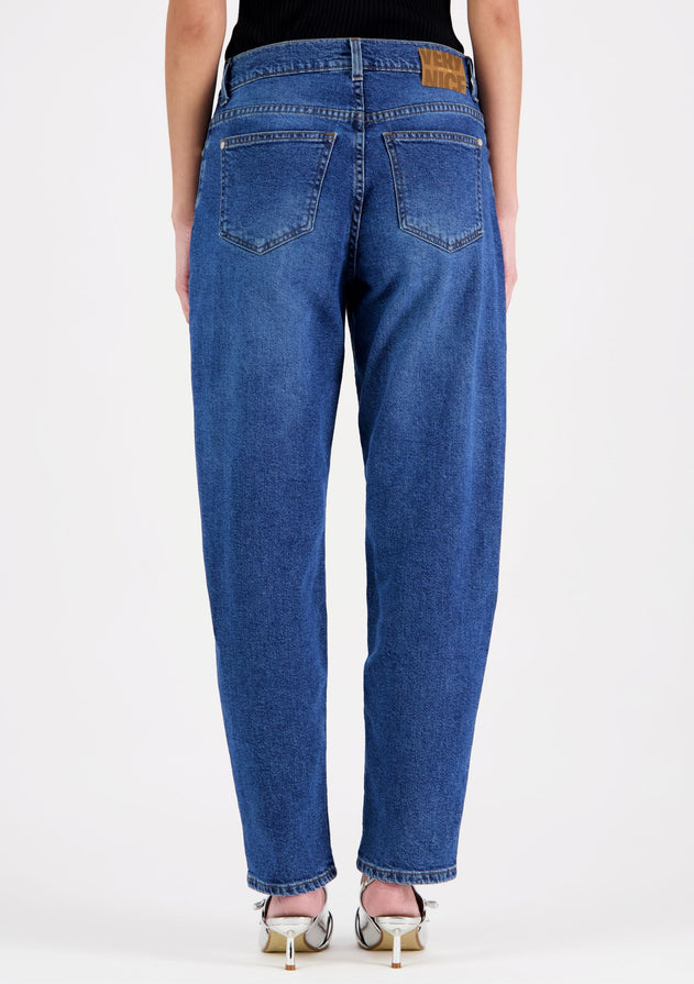 Amy Regular Fit Barrel Leg Jeans Blue
