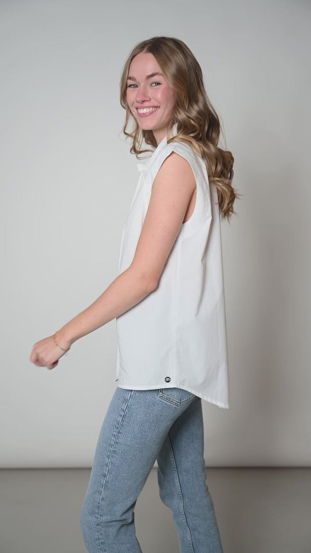 Blouse With A Back Slit White
