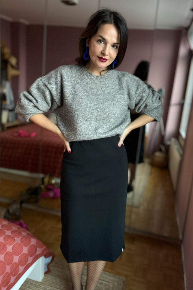 Comfy Pencil Skirt Black