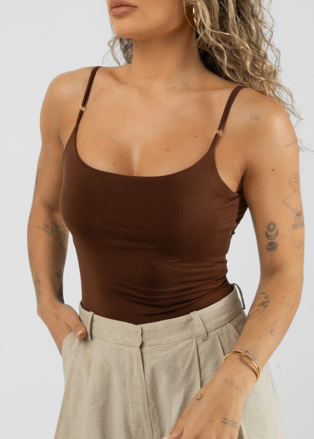 Jolene Body Ruskea