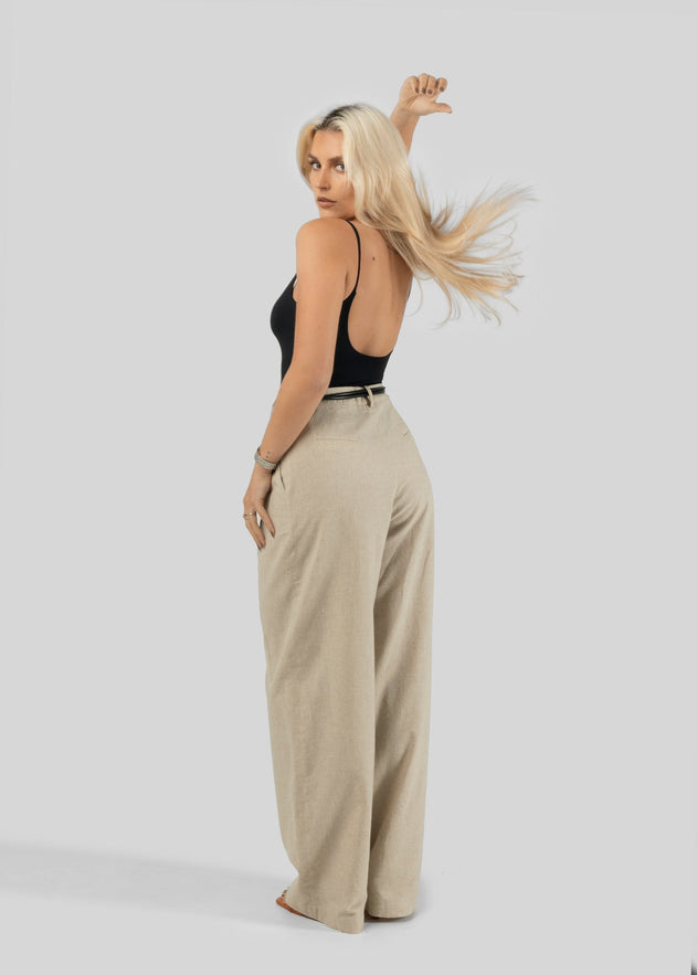 Jolene Body Musta