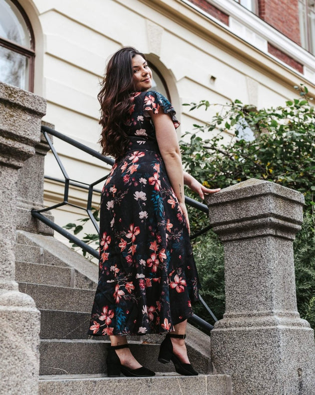 Annika Dress Versailles Blue - IVALO.COM