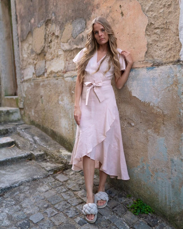 Annika Dress Sandshell Beige - IVALO.COM