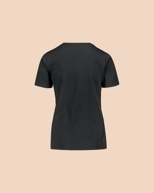The T-Shirt Musta
