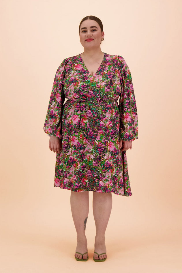 Kietaisumekko Blooming Forest Bright