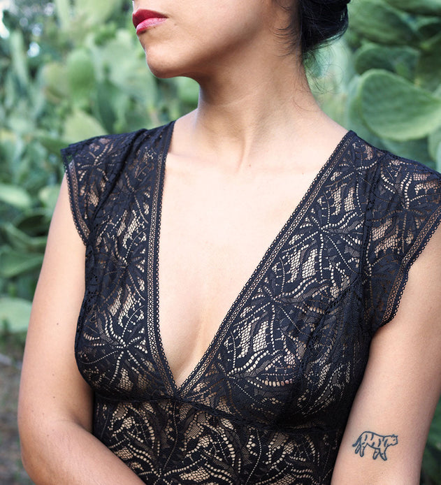 Amara Bodysuit Black Leaf
