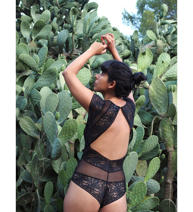 Amara Bodysuit Black Leaf