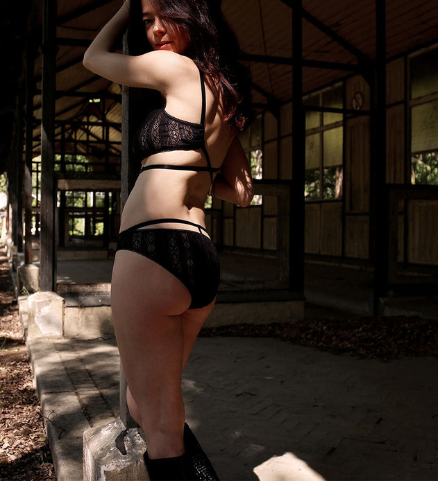 Darling Strappy Underwear Set Black