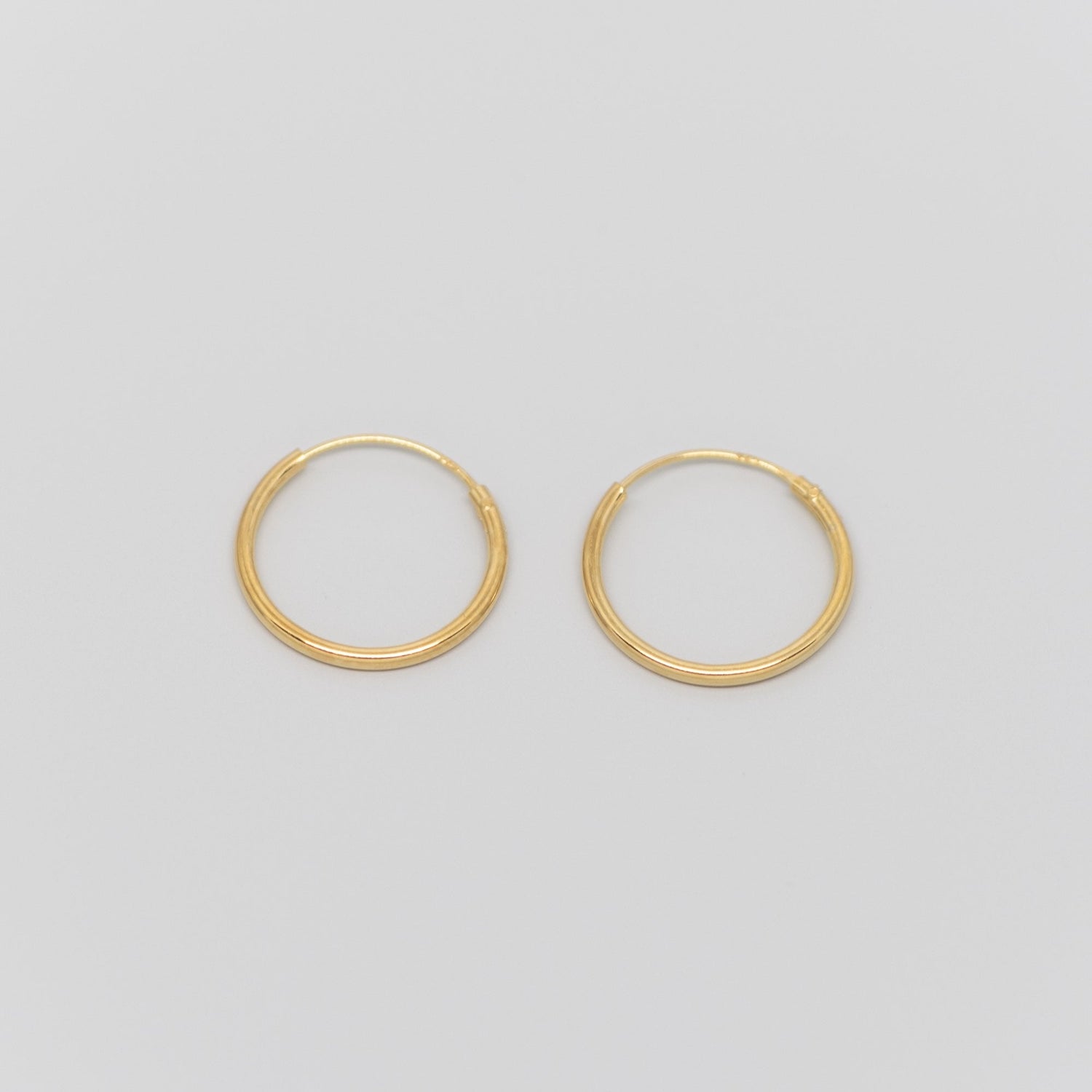 Simple Hoop Setti