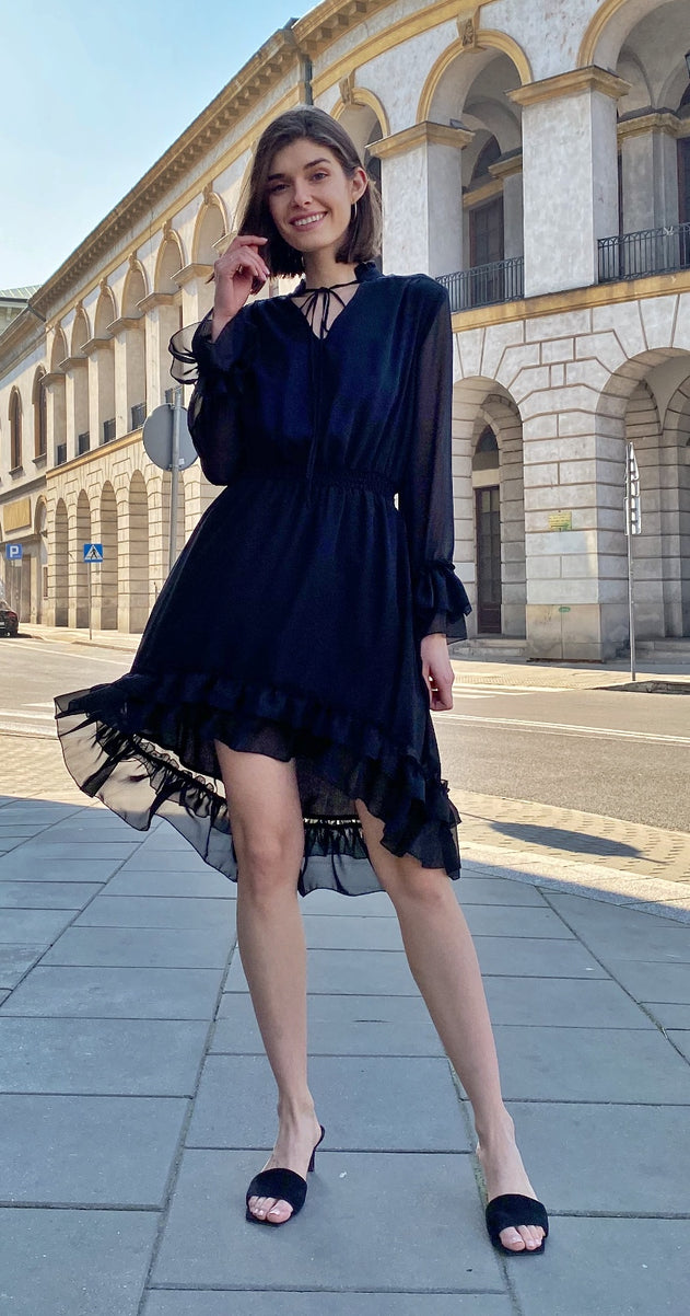 Ines Pikkumusta Mekko