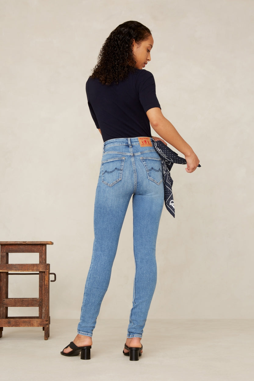 Christina High Jeans Journey Light Käytetty