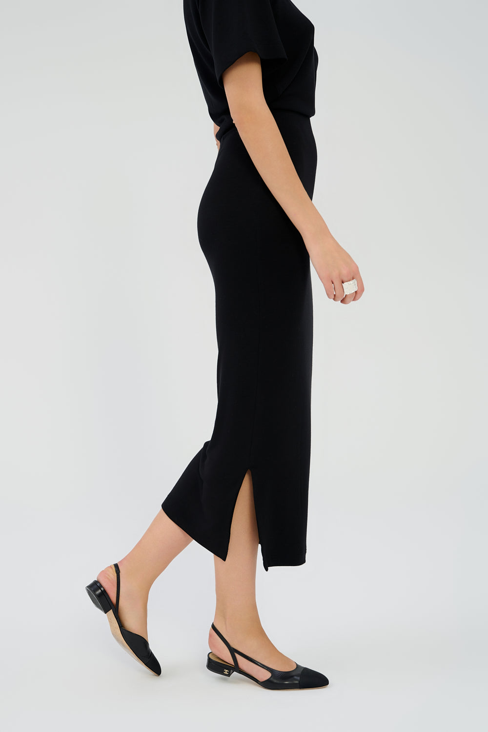 Saint Body Midi Hame Musta