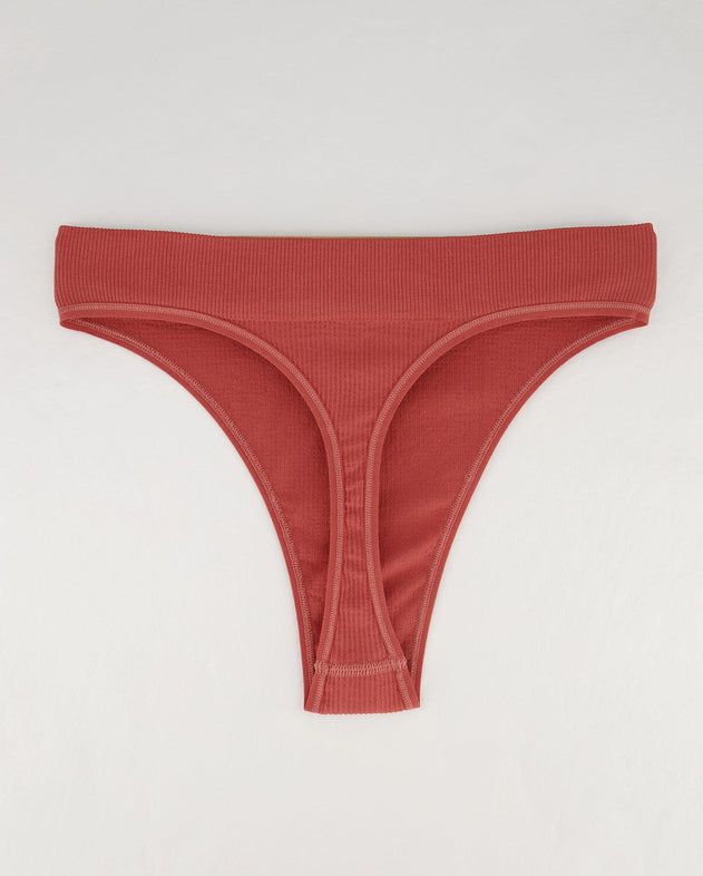 Saumaton Uurrettu Korkea Stringi Ruby Rebel