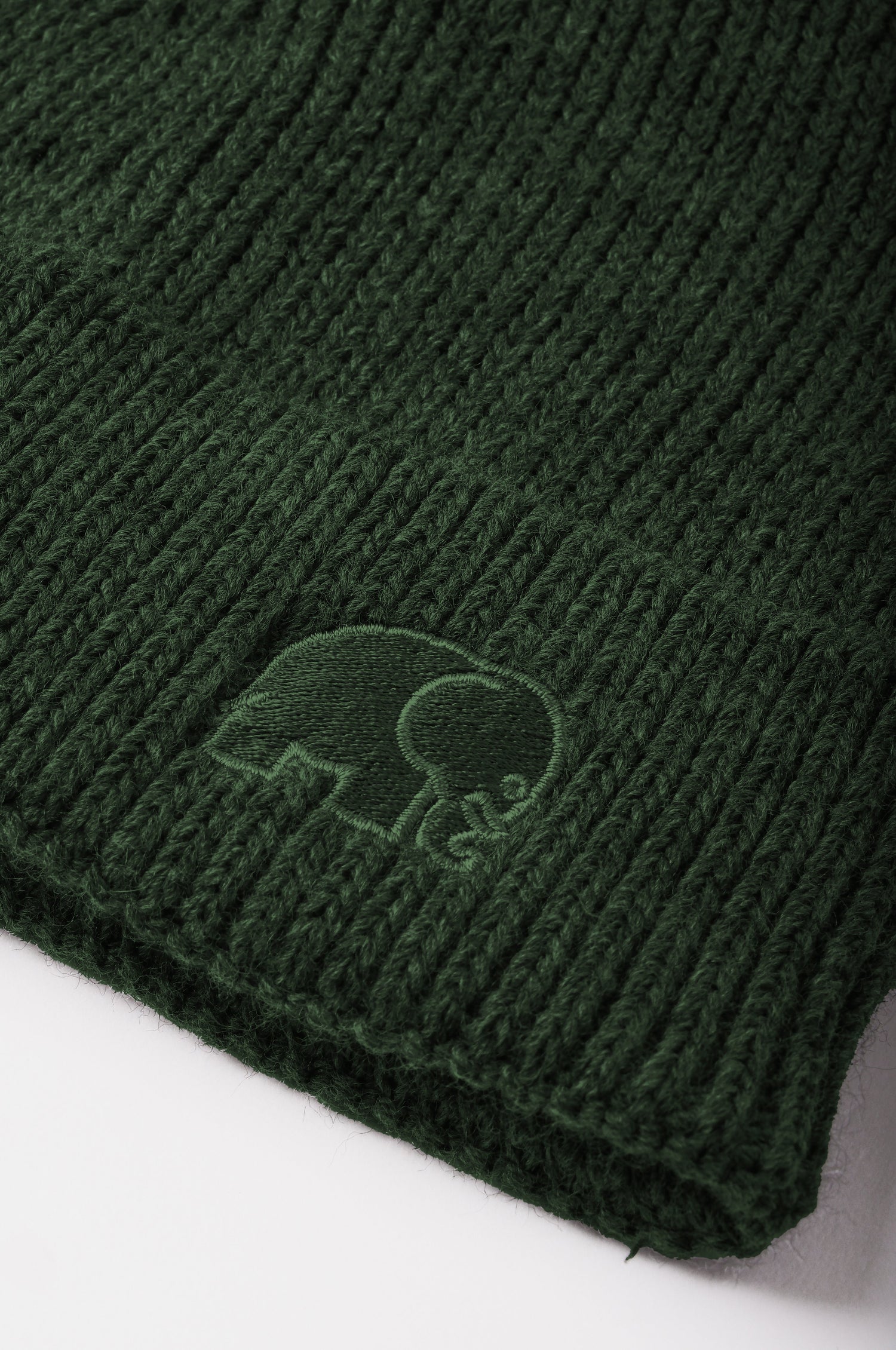 027060USAB-SAFOR_BEANIE-BOTTLEGREEN-DETALLE.jpg?v=1734601161