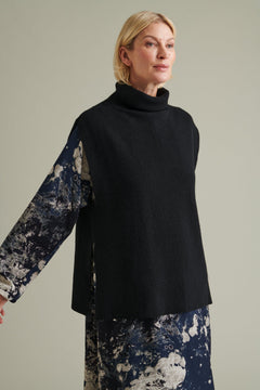 Archipelago Knitted Vest Black