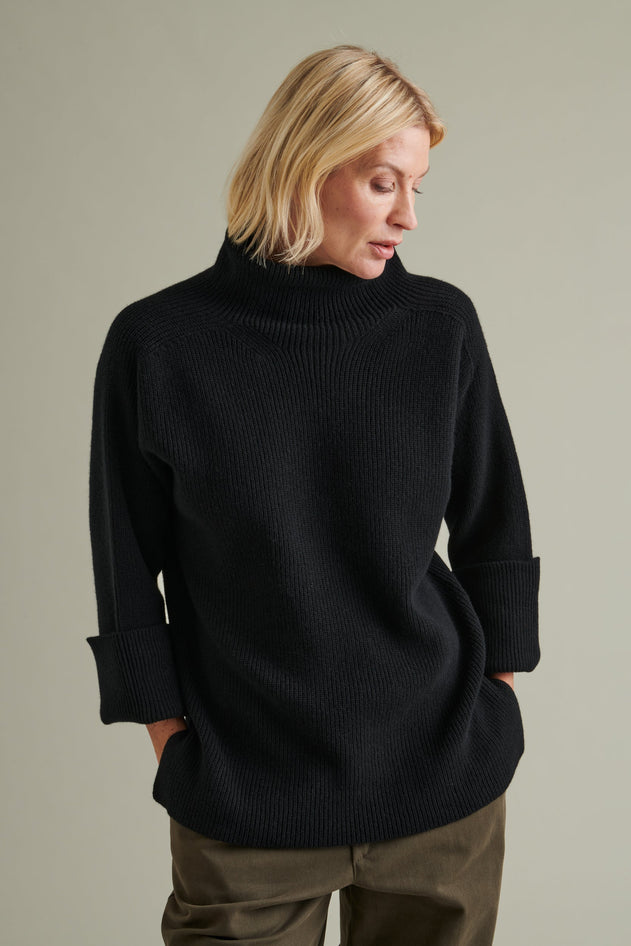 Archipelago Knitted Sweater Black