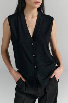 Rhea Merino Vest Black