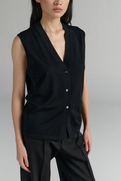 Rhea Merino Vest Black