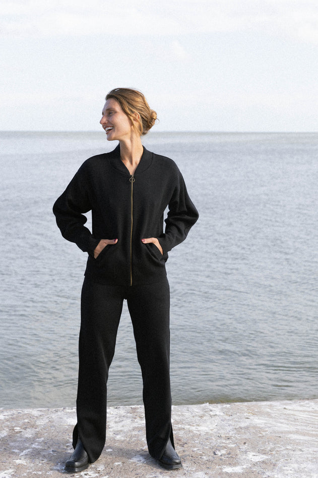 Onda Merino Bomber Jacket Black