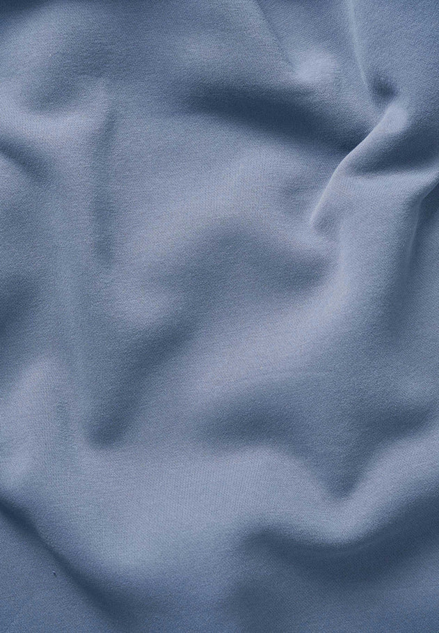 293932075.jpg