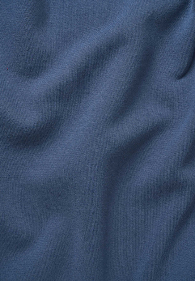 293932147.jpg