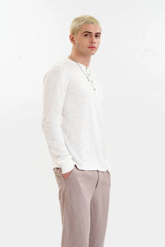 301570966.webp