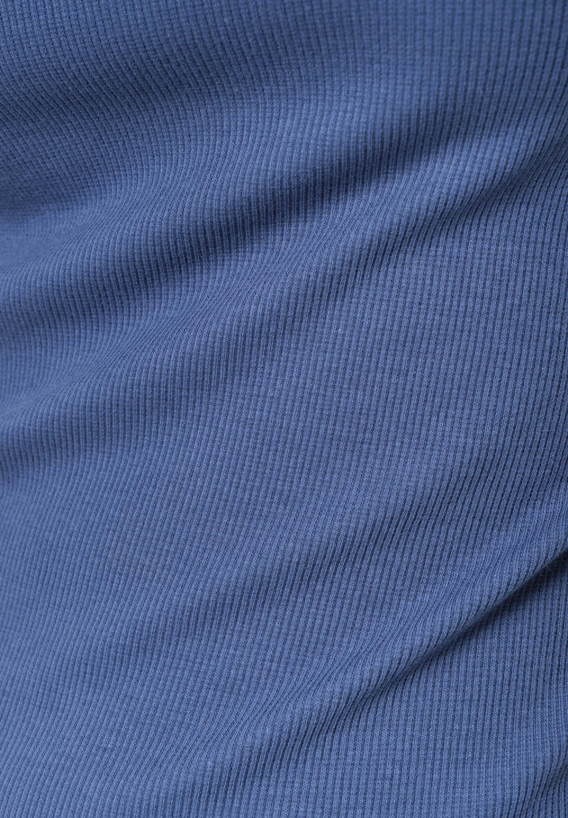 305174109.jpg