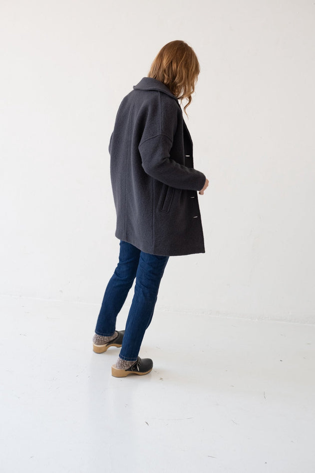 Tad Coat 100% Merino Wool in Bark Grey