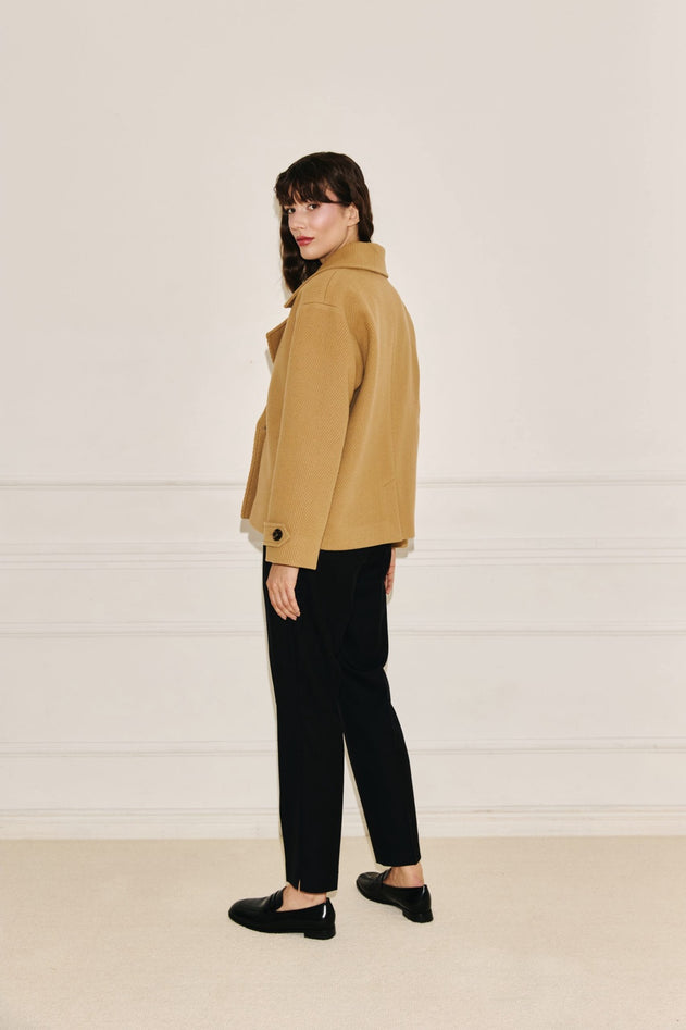 Enteliér Villakangastakki Beige