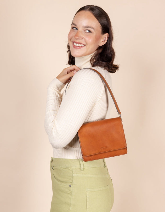 Shoulder Laukunhihna Cognac