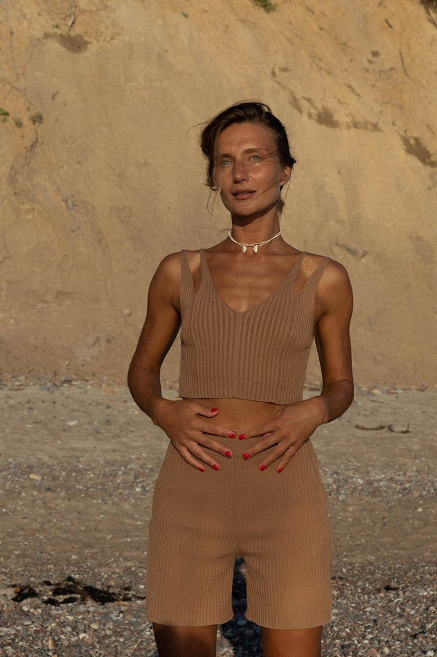 Donna Ribbed Crop Top Caramel